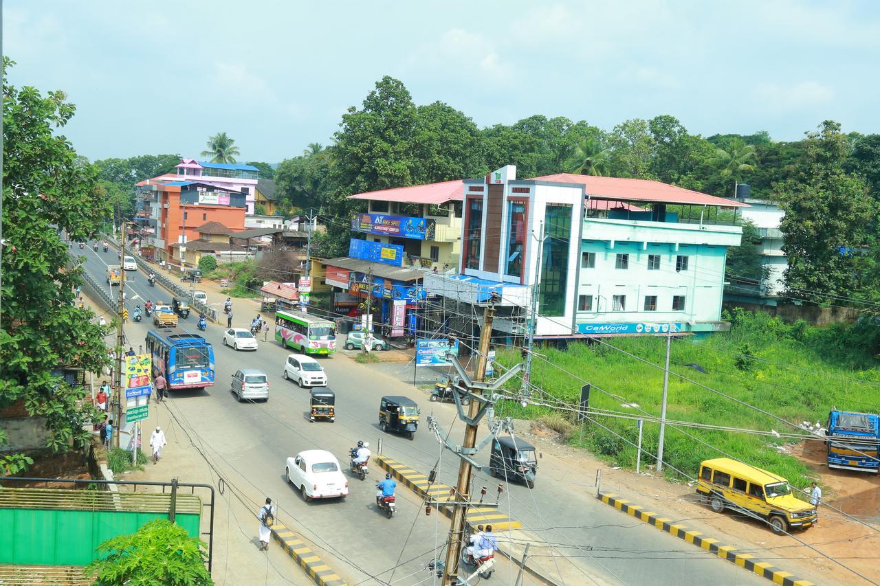 Aarya Bhavan Residency Hotel Malappuram Exterior photo